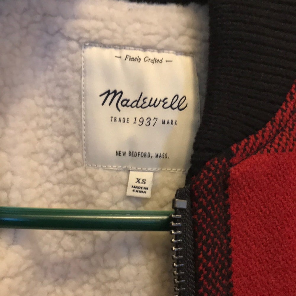 Vest - Picture 2 of 2